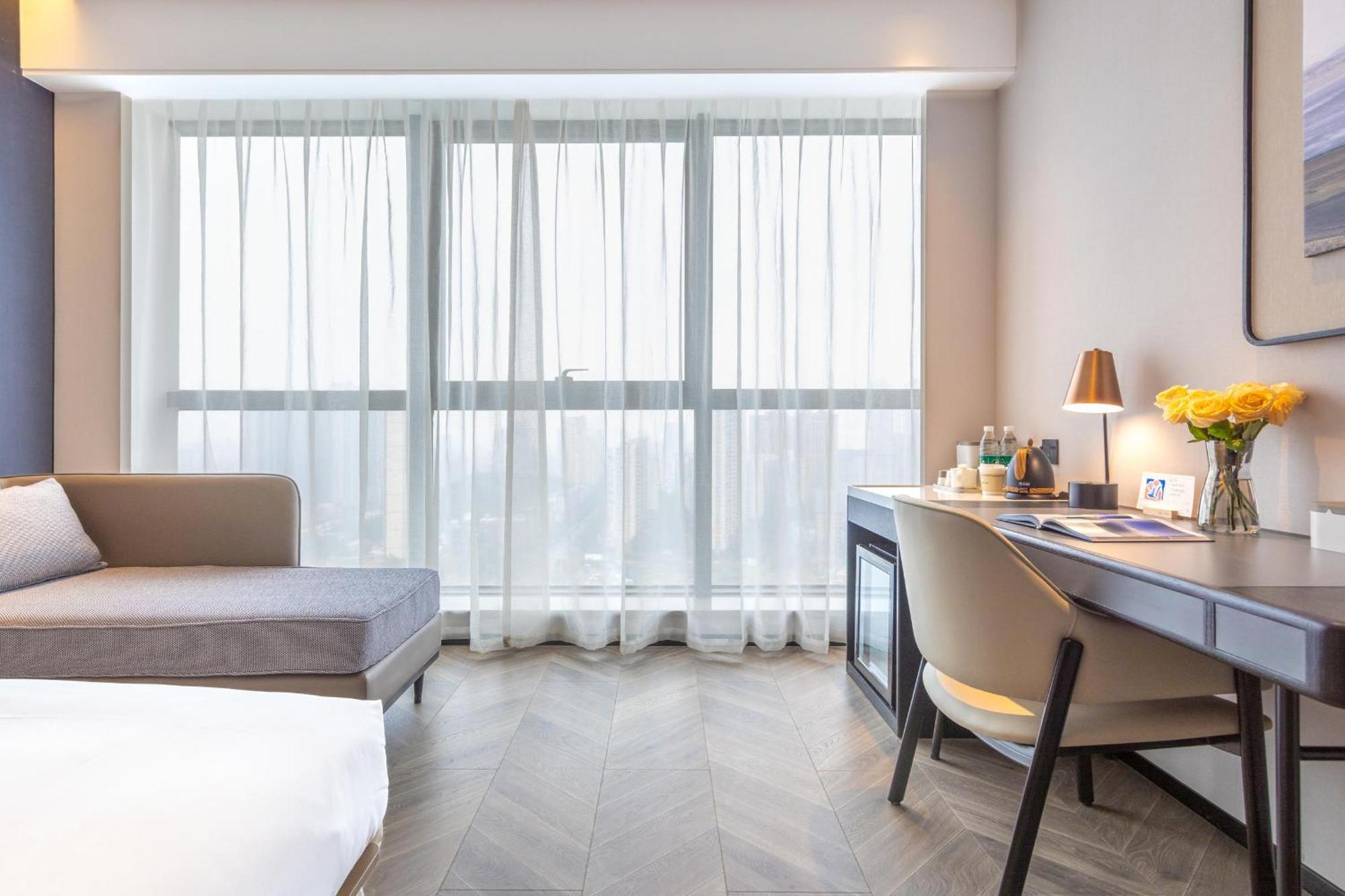 Atour Hotel Wuhan Chuhe Han Street Hongshan Plaza Buitenkant foto
